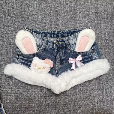 Quần Denim Lông Phong Y2K KittyVintage – Thiết Kế Thoáng Mát, Giá Chỉ 496.800₫