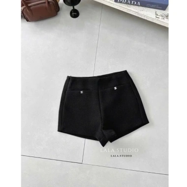 Quần đùi dạ lưng cao LALASTUDIO tag chữ X cao cấp tiểu thư sang chảnh - 358.800₫