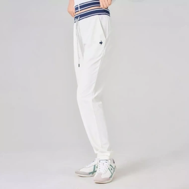 Quần gió le Coq Sportif Nữ L242WCND1.002-A02 - Siêu nhẹ, ấm áp, giảm 23% 5 Quần gió le Coq Sportif Nữ L242WCND1.002-A02 - Siêu nhẹ, ấm áp, giảm 23% 5