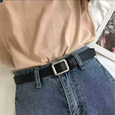 Quần short denim đinh tán hông đen phong cách Y2K ngọt ngào mùa hè siêu mát giá ưu đãi 220k 7 Quần short denim đinh tán hông đen phong cách Y2K ngọt ngào mùa hè siêu mát giá ưu đãi 220k 7
