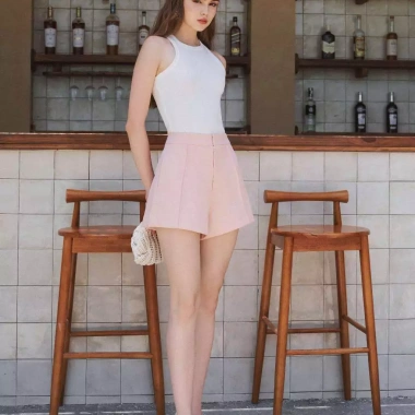 Quần Short Nữ JOVEN Tove Cotton Xếp Ly Form A Basic - Giá chỉ 450.000đ