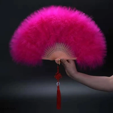 Quạt gấp thời trang Gothic Girl Court Hand Dance – Thiết kế ngọt ngào, giá 50.600₫