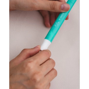 Que vết bẩn DAISO Dong A Bút tẩy rắn cho quần áo, thực phẩm, cà phê, vết bẩn 4