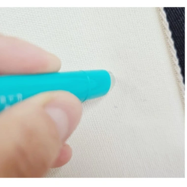 Que vết bẩn DAISO Dong A Bút tẩy rắn cho quần áo, thực phẩm, cà phê, vết bẩn 6