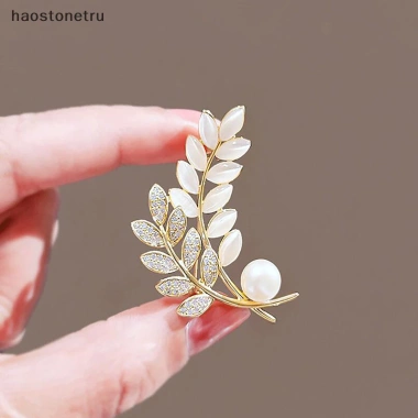 Ru Opal ngọc trai lụa mì – Tai thổ cẩm, phù hợp áo chống ánh sáng, phụ kiện xòe, huy hiệu pin khóa tinh tế