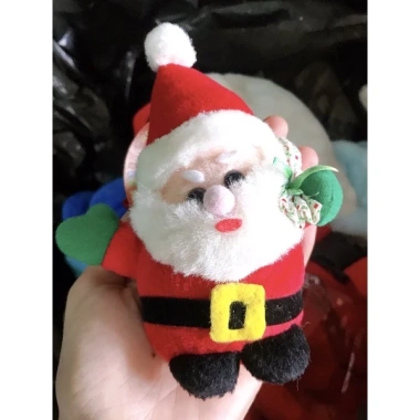 Sản phẩm Noel đa dạng, giá ưu đãi 20.000 VND giảm từ 25.600 VND, quà tặng Giáng sinh