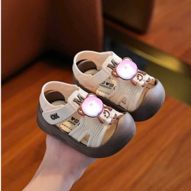 Sandal Quai Hậu Trẻ Em Chống Trơn Trượt Size 18-25 Lưới Sáng Giá 62.999₫ 9