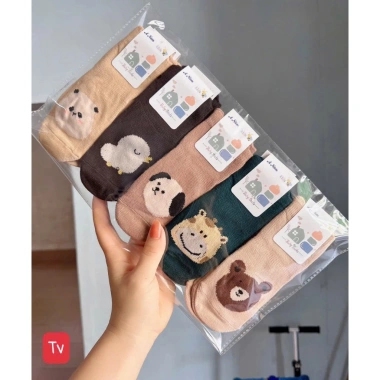 Set 10 Đôi Tất Chống Trơn Trượt Họa Tiết Dễ Thương cho Bé 1-3 tuổi, chỉ 78.800₫