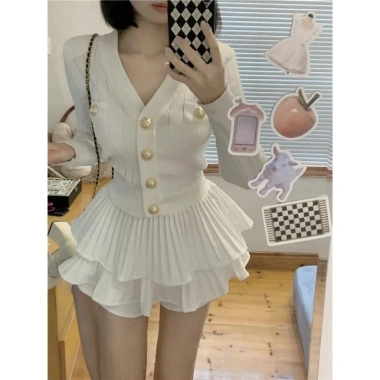 Set 2 món áo len ôm body và chân váy ngắn bồng xoè HHQC SP203 giảm giá 139k
