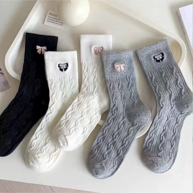 Set 5 Đôi Tất Nữ Cổ Cao Vặn Thừng Họa Tiết Nơ Hàn Quốc Trẻ Trung Năng Động Giá 39.900đ