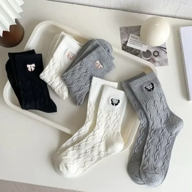 Set 5 Đôi Tất Nữ Cổ Cao Vặn Thừng Họa Tiết Nơ Hàn Quốc Trẻ Trung Năng Động Giá 39.900đ