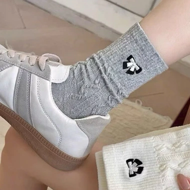Set 5 Đôi Tất Nữ Cổ Cao Vặn Thừng Họa Tiết Nơ Hàn Quốc Trẻ Trung Năng Động Giá 39.900đ
