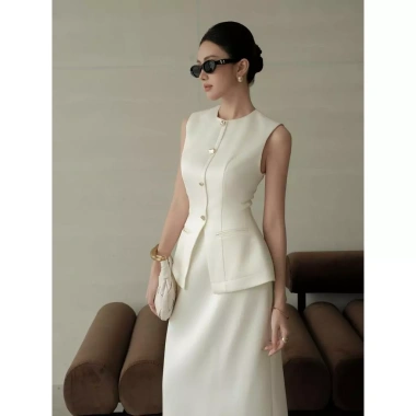 Set Nữ JOVEN Sabi Áo Form Peplum + Chân Váy Suông Dây Kéo Sau Lưng - Giá 513k