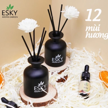 Set Quà Tặng Nam Nữ ESKY Aroma Garden Tinh Dầu Cắm Que Thơm Phòng 100ml - Giá chỉ 319.000 đồng
