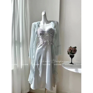 Set Váy Ngủ Lụa Cao Cấp + Áo Choàng Voan Nơ Nhí Bèo Ren - Hube Sleepwear 515k 8