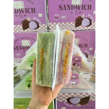 Sỉ 1 thùng 32 khay bánh sandwich tam giác chà bông vị khoai mỡ bơ, pho mai - Bánh mềm thơm, béo ngậy, chỉ 328.880đ