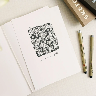 Sketchbook STHM CT cấn răng cưa mở flat 180 độ, 160 trang kem 130gsm, vẽ chì artline doodle, 96.000đ