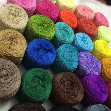 Sợi Cotton Việt Nam Cuộn 100g Mã Màu 01‑50 Giá 34.290 VND Giảm 27.000 VND