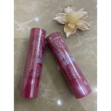 Son dưỡng màu hồng Yves Rocher À La Fram Boise - Dưỡng ẩm, màu tươi, giá 150.000 VND