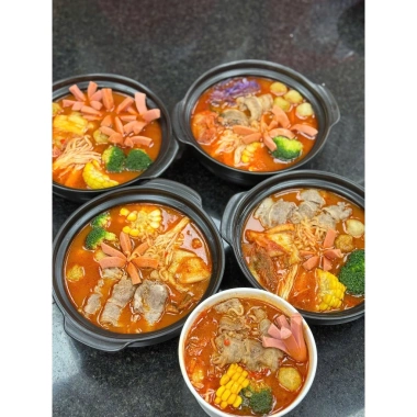 Sốt Nấu Mì Cay Tiện Lợi Giá Ưu Đãi 89.062₫ - Phù Hợp Gia Đình & Quán Ăn