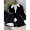 Suit hai áo nữ Hot Girl, quần váy, áo khoác cạp cao dài – Yujie O1ZT giá chỉ 277k