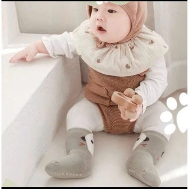 Tất chống trơn trượt cho bé trai và bé gái 0-3 tuổi - Giá chỉ 65.000 VNĐ