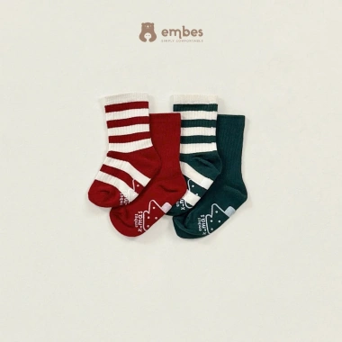 Tất Noel EmbeS Santa Present Set 4 Đôi Chống Trơn Trượt 1‑4 tuổi Giá 115k