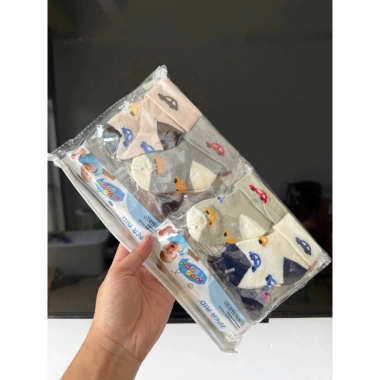 Tất sơ sinh bé trai & bé gái 0‑9 tháng, mềm mại, giá 48.000₫ giảm từ 62.400₫
