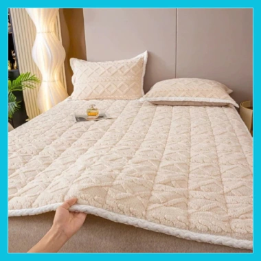 Thảm Lông Cừu Trải Giường 3 Lớp Đính Chun 4 Góc - Siêu Mềm Siêu Ấm, chỉ 145.000₫