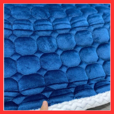 Thảm trải giường nỉ nhung cao cấp mùa đông kháng khuẩn 1 sezi 1.6-2.2m Giá chỉ 145.000 VNĐ 4 Thảm trải giường nỉ nhung cao cấp mùa đông kháng khuẩn 1 sezi 1.6-2.2m Giá chỉ 145.000 VNĐ 4