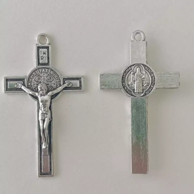 Thánh Benedict Crucifix Charm 20 chiếc - Huy chương trừ tà, vòng cổ mạ n côi 3