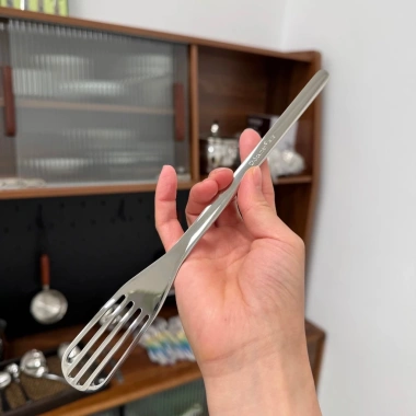 Thìa muỗng khuấy nước hoa quả sinh tố inox 18/10 chockmen 25cm giá ưu đãi 69.000 VND