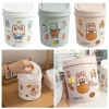 Thùng rác mini hình gấu có nắp kèm hộp đựng bút và đồ cá nhân để bàn, sticker đa màu sắc - 79.900 9