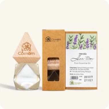 Tinh Dầu Treo Xe Phòng Ngủ và Tủ Quần Áo Thiên Nhiên Nguyên Chất Cỏ Mềm 8,5ml - Giá ưu đãi 188k