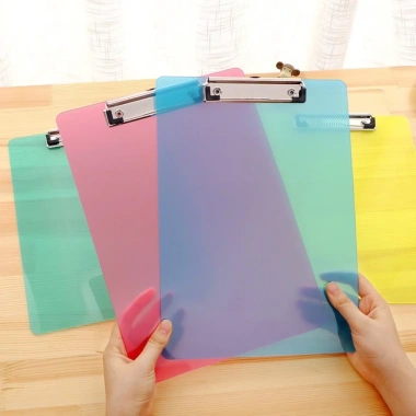 Trình ký nhựa dẻo 1 mặt kẹp tài liệu A4 đơn - Giá ưu đãi 38.000 (giá gốc 47.500)