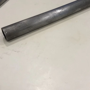 Trục Thép Phi 20 lỗ 16mm dày 2mm Ống thép 20mm trục gối đỡ vòng bi, mô tơ quạt, Giá 21.000 VNĐ 7