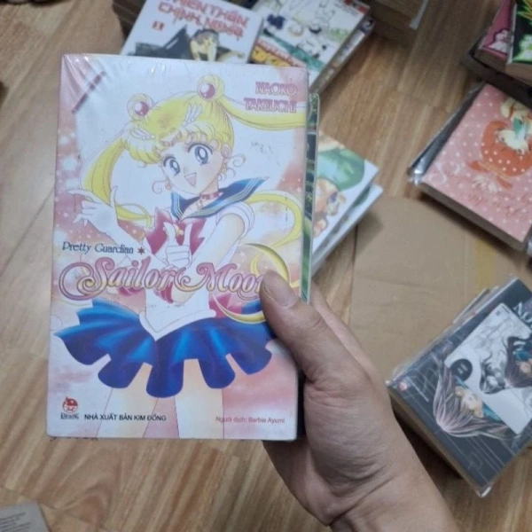 Những điều cần biết khi mua Truyện Sailor Moon Thủy Thủ Mặt Trăng Lẻ Tập từ NXB Kim Đồng