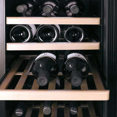Tủ Bảo Quản Rượu Vang Caso Wine 126 Smart 6 Kệ Gỗ, Cảm Ứng, Nhập Đức, Giảm Giá 7 Tủ Bảo Quản Rượu Vang Caso Wine 126 Smart 6 Kệ Gỗ, Cảm Ứng, Nhập Đức, Giảm Giá 7