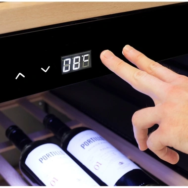 Tủ Bảo Quản Rượu Vang Caso Wine Exclusive 126 Smart 126 Chai Nhập Đức BH 12 Tháng 65,92 Triệu
