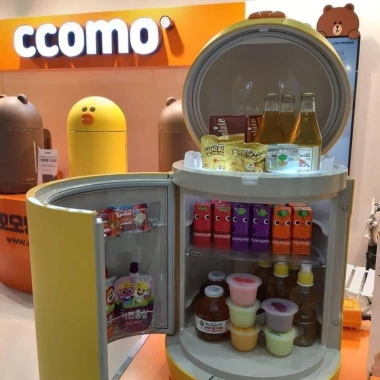 Tủ Lạnh Mini Ccomo Line Friends Đựng Mỹ Phẩm, Đồ Dùng Cá Nhân, Đồ Uống, Loa Bluetooth, Nhập Hàn 8 Tủ Lạnh Mini Ccomo Line Friends Đựng Mỹ Phẩm, Đồ Dùng Cá Nhân, Đồ Uống, Loa Bluetooth, Nhập Hàn 8