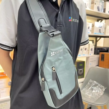 Túi Đeo Chéo Ezviz Xám - Thiết kế nhẹ, đa năng, giảm giá tới 27% chỉ 129.000₫ 3