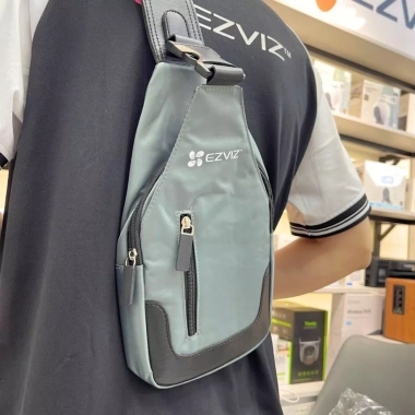 Túi Đeo Chéo Ezviz Xám - Thiết kế nhẹ, đa năng, giảm giá tới 27% chỉ 129.000₫ 5