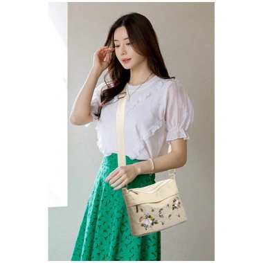 Túi đeo chéo một vai nữ dung tích lớn - Thời trang hiện đại, Giá chỉ 231.120₫ 3 Túi đeo chéo một vai nữ dung tích lớn - Thời trang hiện đại, Giá chỉ 231.120₫ 3