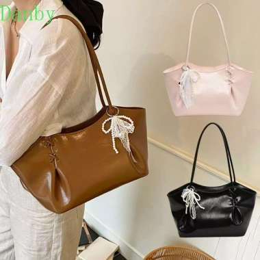 Túi đeo nách mùa thu đông DANBY, Túi xách đi lại bằng da PU thanh lịch, Tính khí đa năng cổ điển có mặt dây chuyền Túi Tote kiểu Pháp cho bé gái
