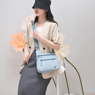 Túi xách nữ dung tích lớn, Nylon nhẹ, đeo vai tiện lợi - Giá chỉ 249.480₫