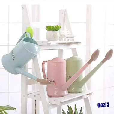 Tưới nước 2L chất lượng cao - Giá ưu đãi 113.190 VND, tiết kiệm tới 21%
