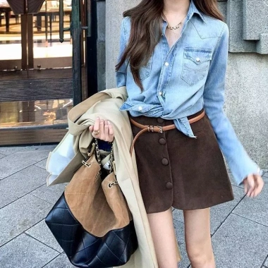 Váy ngắn nữ retro da lộn màu cà phê A line plus size eo cao giá ưu đãi 604.713 VND 3 Váy ngắn nữ retro da lộn màu cà phê A line plus size eo cao giá ưu đãi 604.713 VND 3