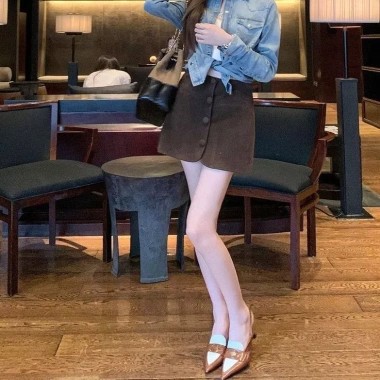 Váy ngắn nữ retro da lộn màu cà phê A line plus size eo cao giá ưu đãi 604.713 VND