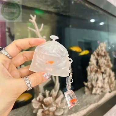 Vỏ tai nghe FLAZEA cá vàng – Chống rơi, bụi, trầy xước, kèm dây chuyền, tương thích AirPods 1‑4 & Pro2