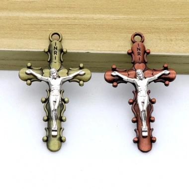 Vòng cổ móc khóa Virgin Mary, mặt dây chuyền Chúa Giêsu thép, bùa hộ mệnh ô tô